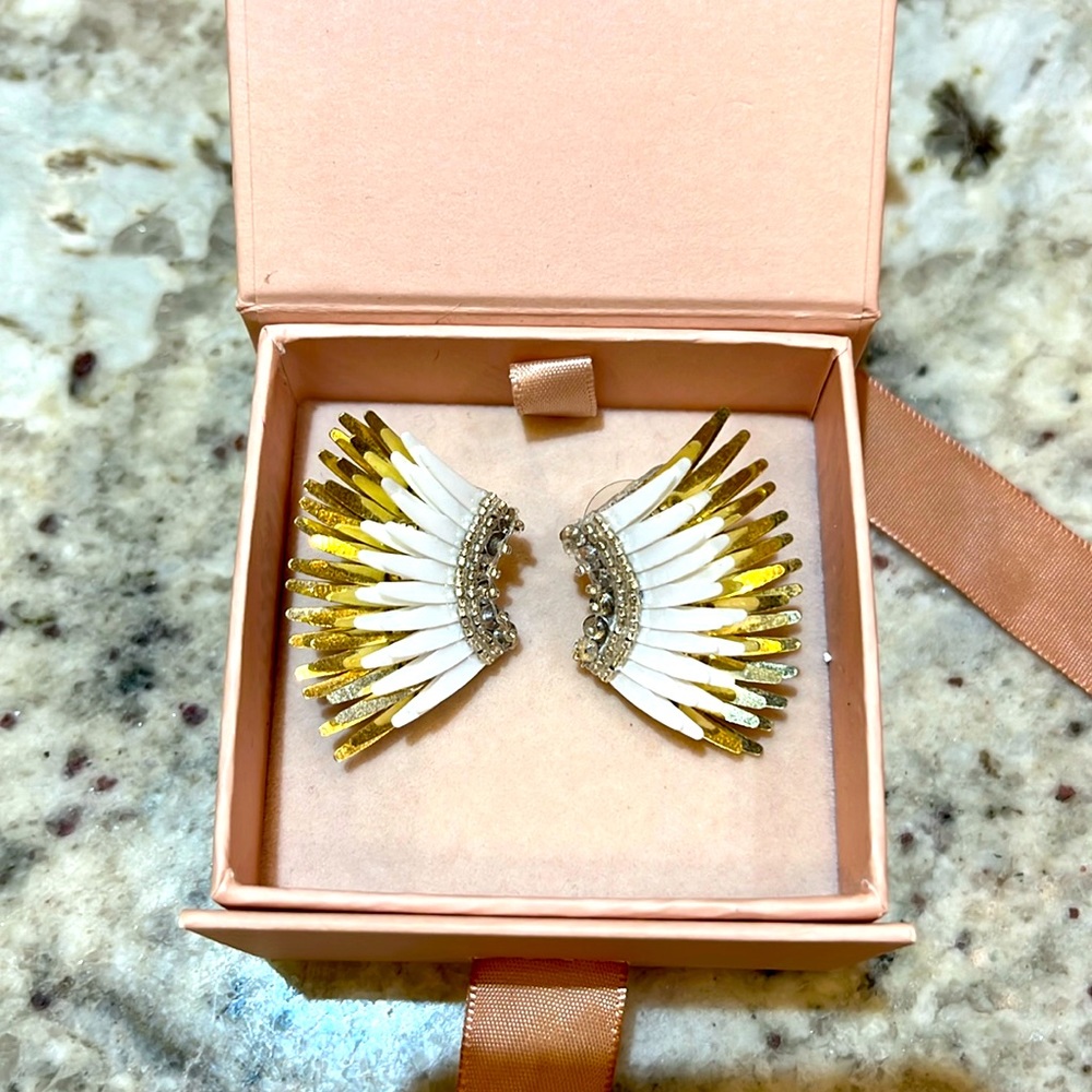 white and gold Mignonne Gavigan mini Madeline earrings- nearly new!
